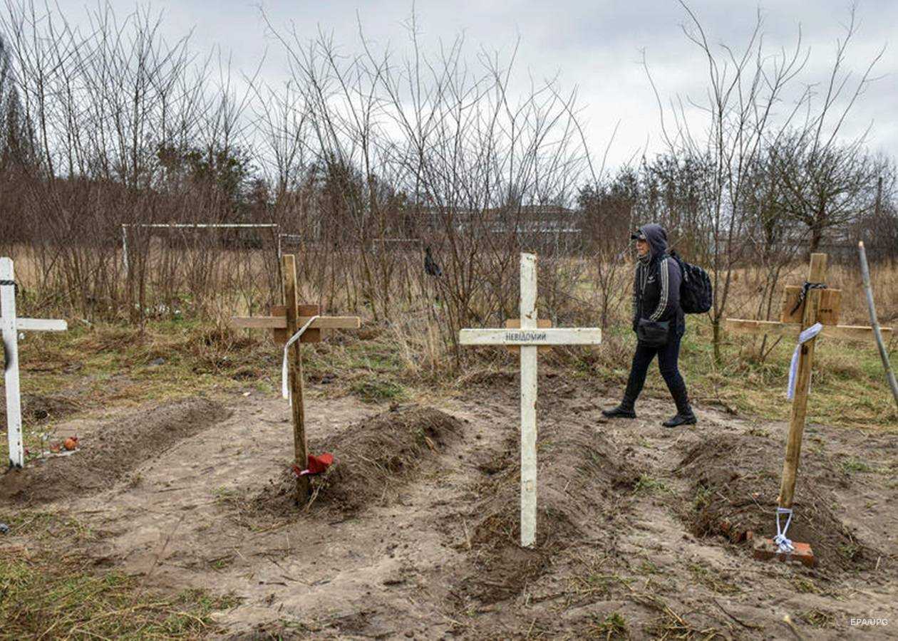 Мер Бучі розповів про масові поховання в місті: виявлено три місця