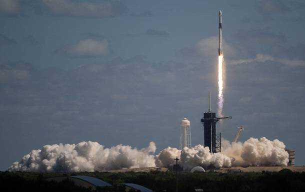 SpaceX відправила на МКС екіпаж із російською космонавткою