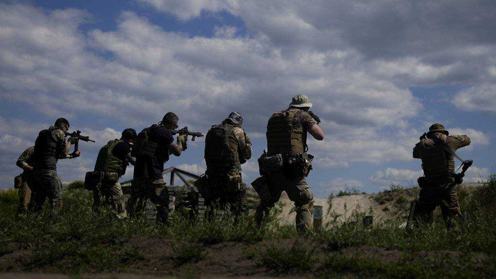 Євросоюз оголосить про запуск масштабної програми навчання українських військових - АР
