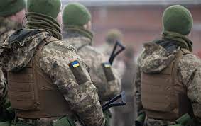 Рада планирует в ближайшие дни продлить военное положение и мобилизацию - нардеп