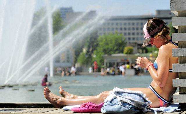 Начало недели будет жарким