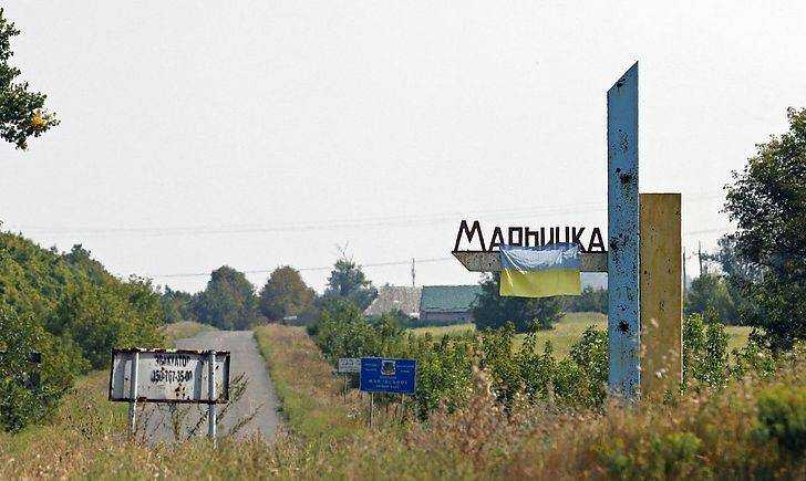 Окупанти намагаються штурмом взяти Мар’їнку: українські захисники не дають їм пройти глибше