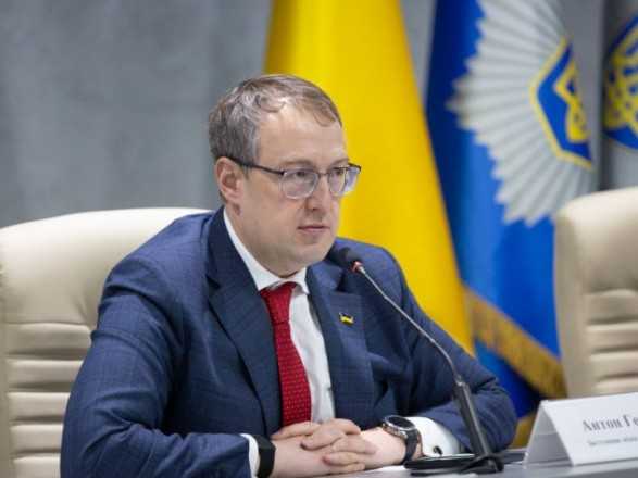 Російські військові захоплюють будинки українців і виносять все цінне - Геращенко