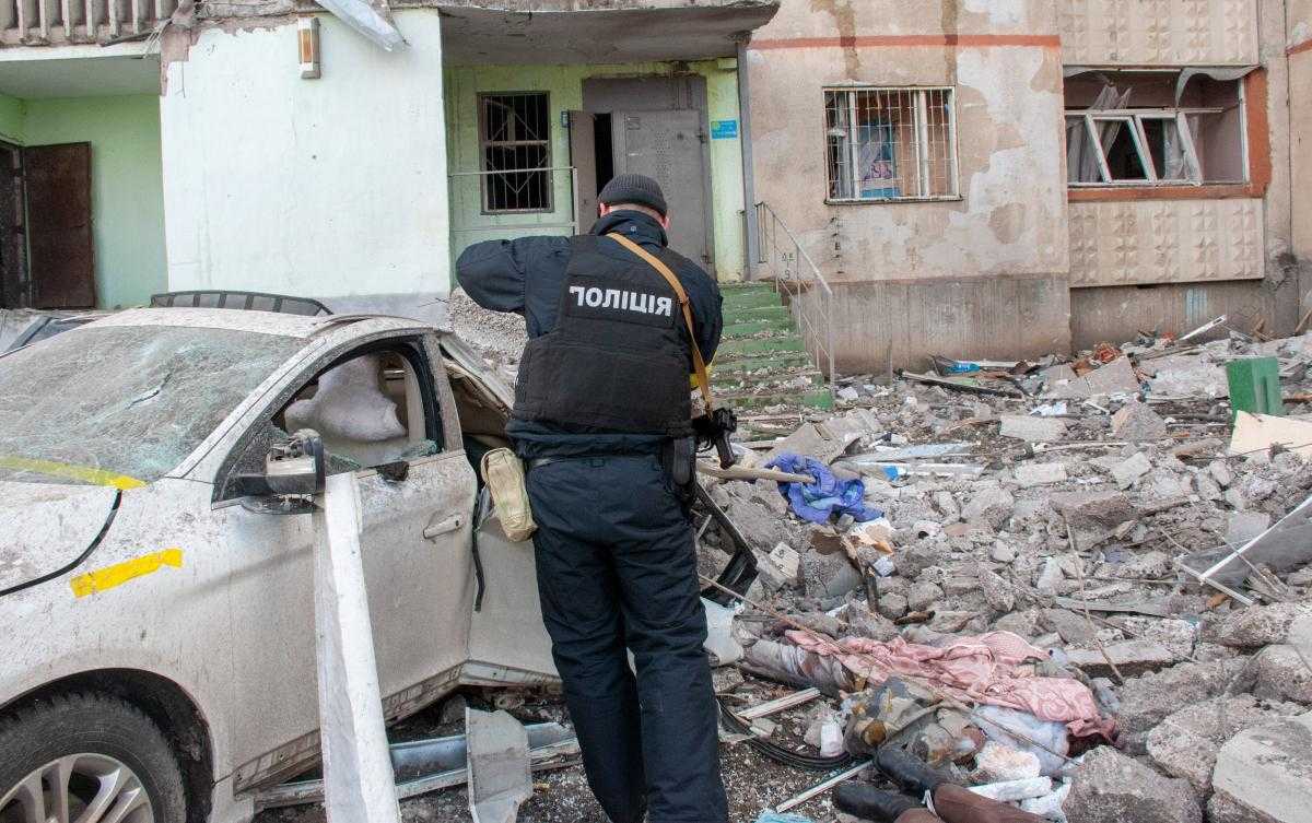 Показані наслідки нічних ракетних обстрілів Харкова окупантами