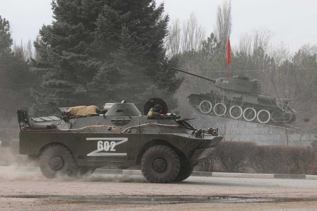 Під Херсоном п’яні російські терористи відкрили вогонь по цивільних
