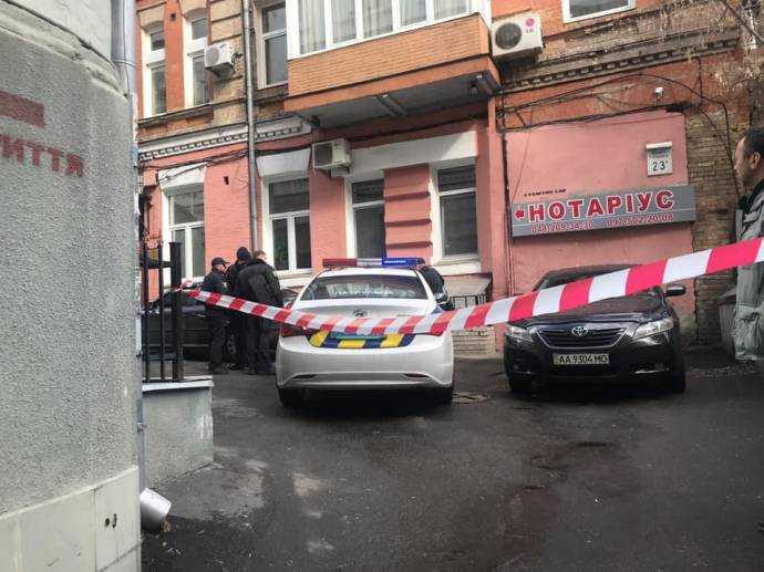 В Киеве "заминировали" офис Гриценко