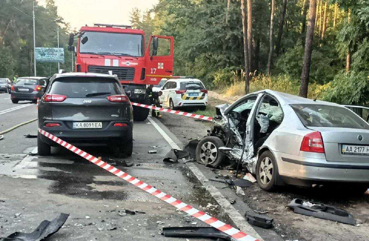 Масштабна ДТП у Києві: зіткнулися 9 машин
