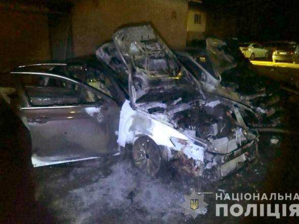В Полтаве сгорели две иномарки