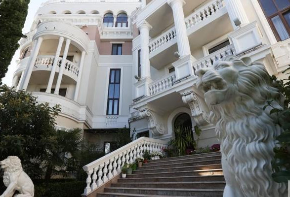 Во временно оккупированном Крыму продали квартиру Елены Зеленской - росСМИ
