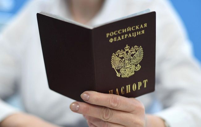 В Херсонской области местная жительница возглавила "минобразования" оккупантов. Ей объявлено подозрение