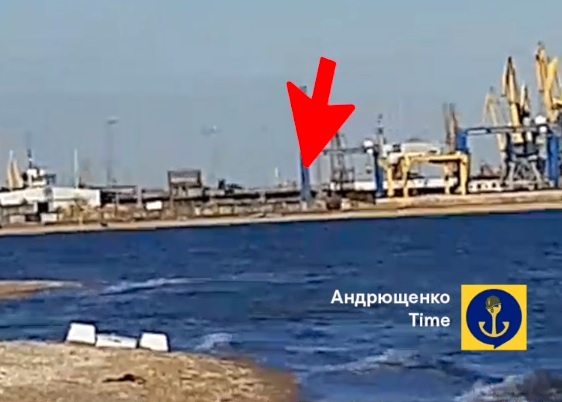 Очередное морское судно россии зашло в порт Мариуполя
