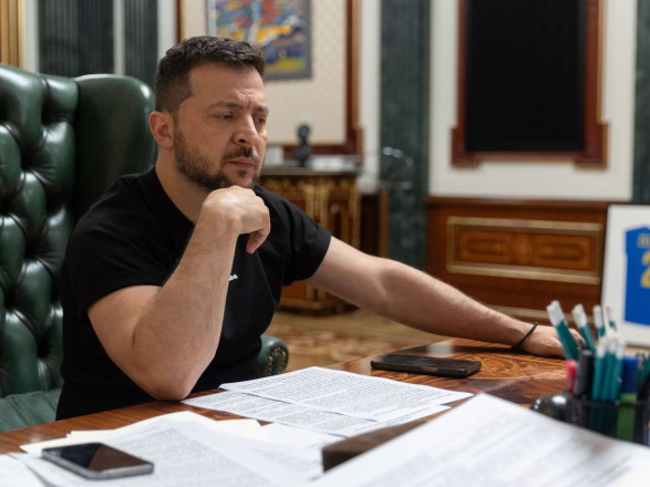 Пример настоящего единства и доверия: Зеленский поблагодарил ЕС за снятие ограничений на импорт украинского зерна