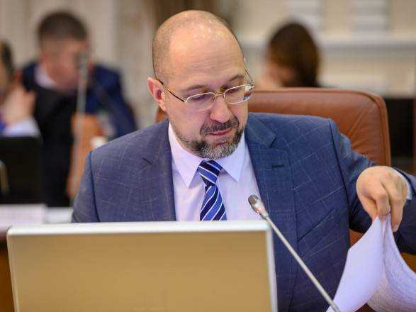 Второй этап медреформы будет продолжен, а ошибки исправлены - Шмыгаль