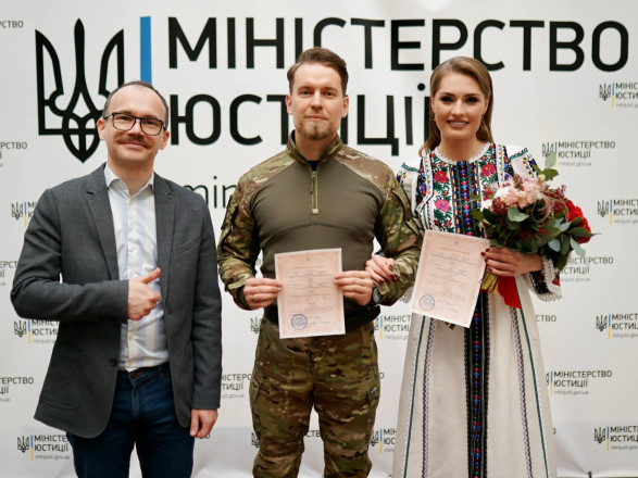 Спикер СБУ Артем Дехтяренко женился