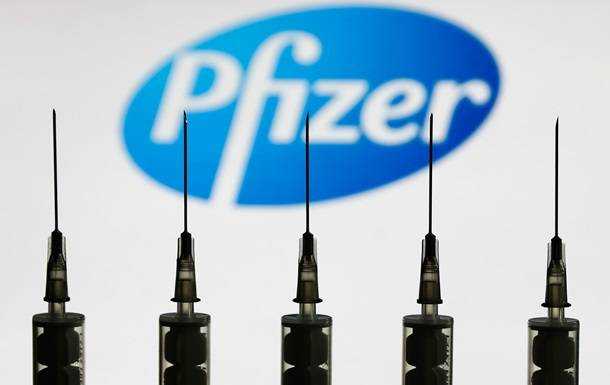 Вакцину Pfizer намерены внести в экстренный список