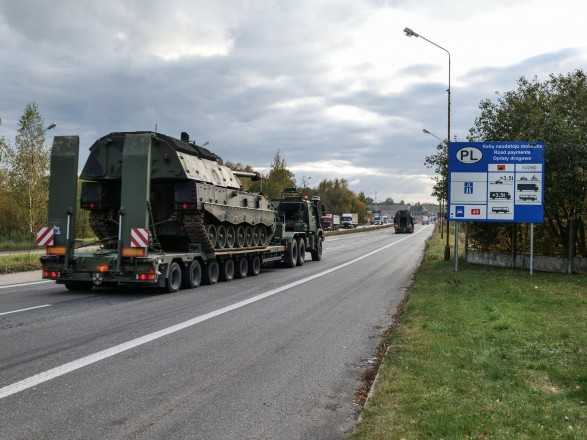До України повертаються відремонтовані у Литві САУ PzH 2000