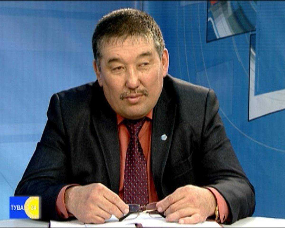 Колишній російський міністр убив дружину і намагався зарізати себе