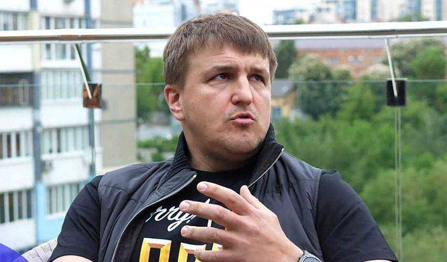 Промоутер Усика прокоментував скандал з прапором Ломаченка