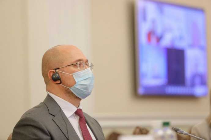 Шмыгаль: Карантин можем усилить в любой момент