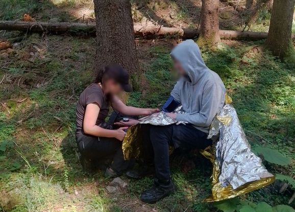 Бежал через лес за границу, но заблудился: уклониста нашли пограничники