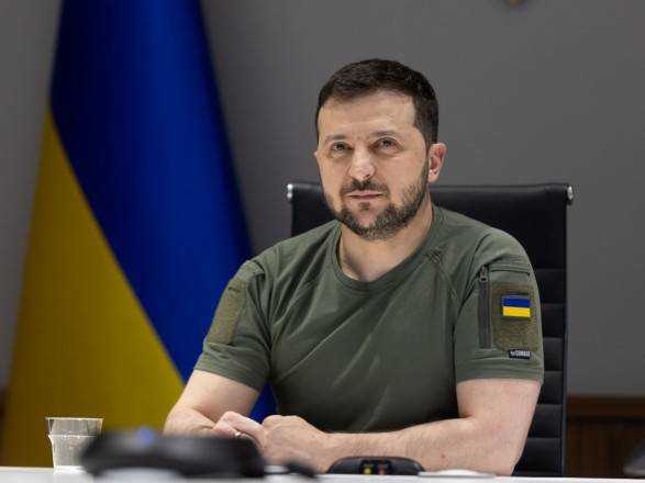 Президент Володимир Зеленський провів телефонну розмову з американським лідером: перші деталі