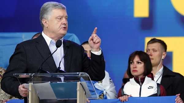 Порошенко против легализации короткоствольного оружия