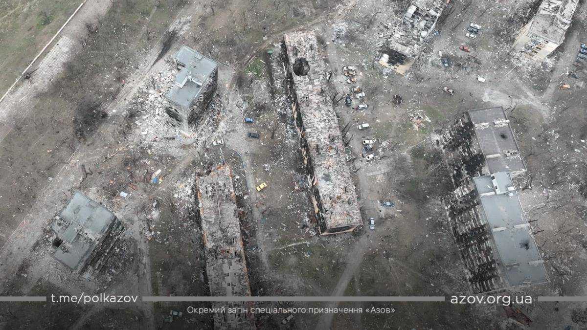 Партизанська тактика: експерт розповів, скільки можуть триматися захисники Маріуполя