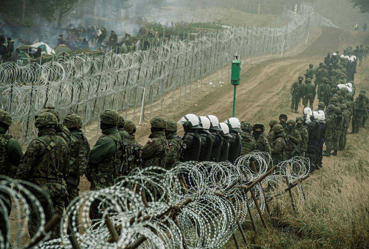 З Білорусі до Польщі прорвалися десятки мігрантів – ЗМІ
