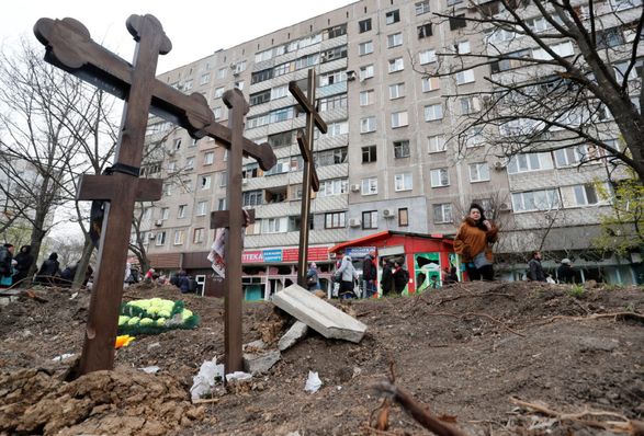 В Мариуполе обнаружено более 10 тысяч новых могил - AP