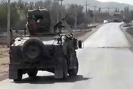 При взрыве бомбы в Афганистане погибли десять военных и трое гражданских - СМИ