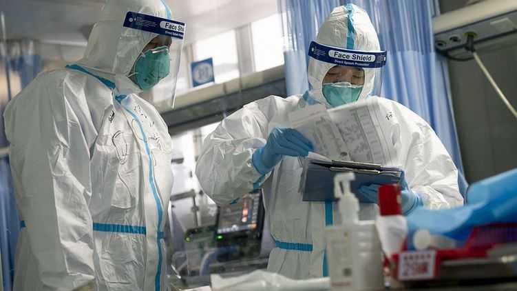 Украинских ученых, которые разработали тесты по коронавирусу, отправили в отпуск за свой счет