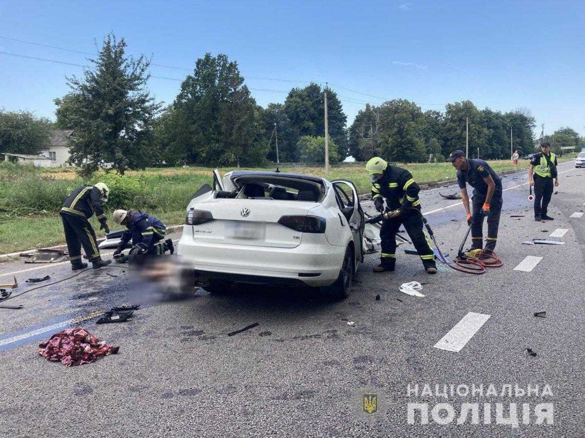 Загинули батько, мати та 12-річна донька: подробиці моторошної ДТП на Черкащині