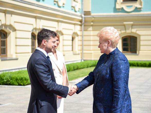 Грибаускайте указала Зеленскому на большую ответственность
