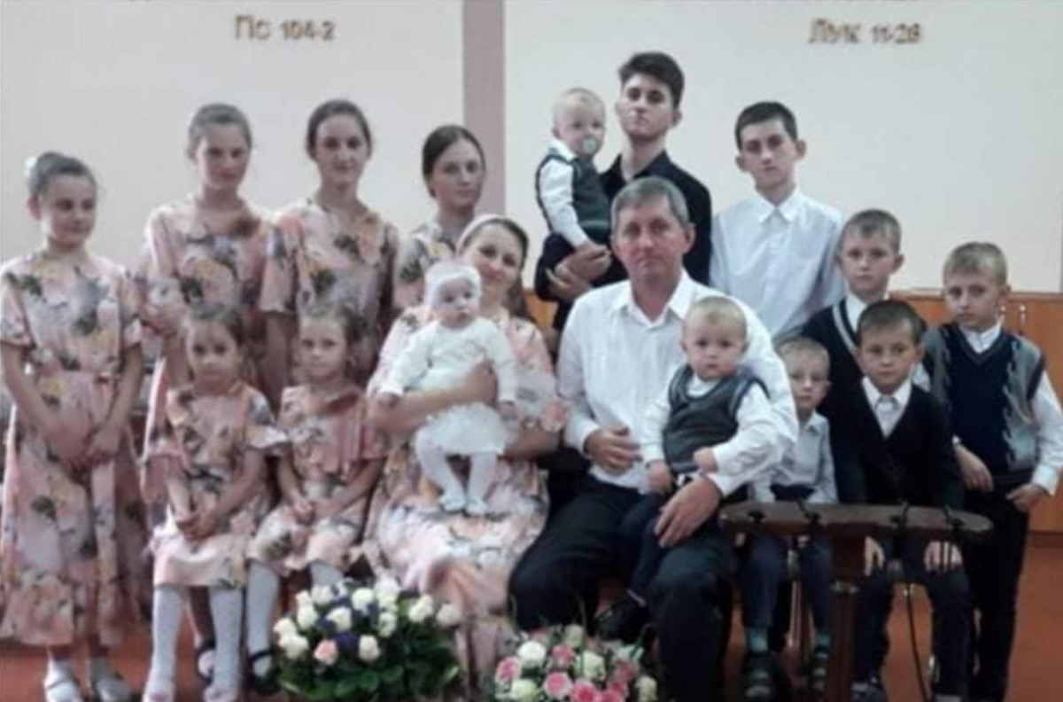 "Чекаємо через 2 роки": жителька Львова народила шістнадцяту дитину