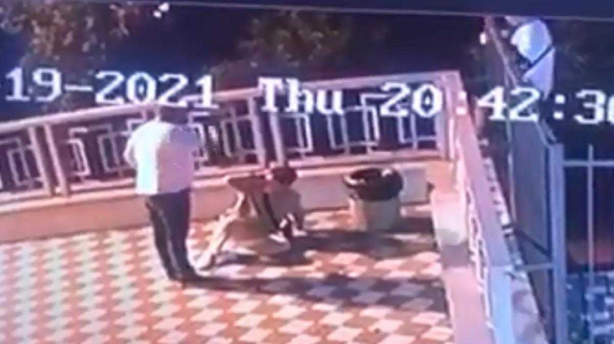 У Києві голова ОСББ ледь не проломив голову підлітку