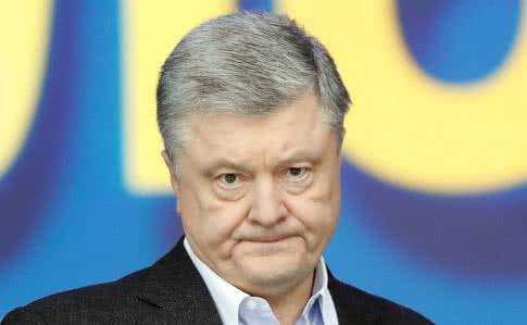Порошенко отдыхает на роскошной яхте  в Индийском океане: опубликованы шокирующие фото