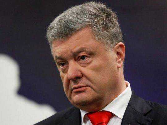 У Дніпрі Порошенко сховався в машині від питання ветерана про корупцію - блогер