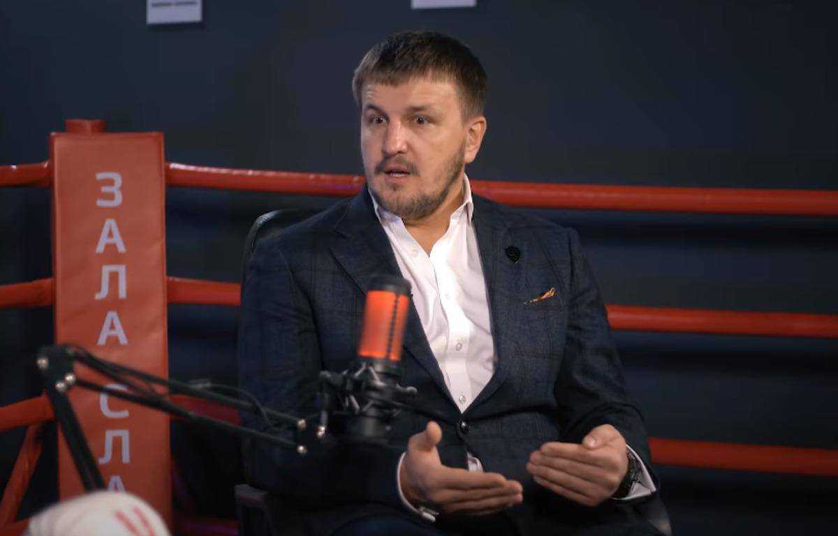 Джошуа дозволить Усику провести бій проти Ф'юрі, але є важлива умова