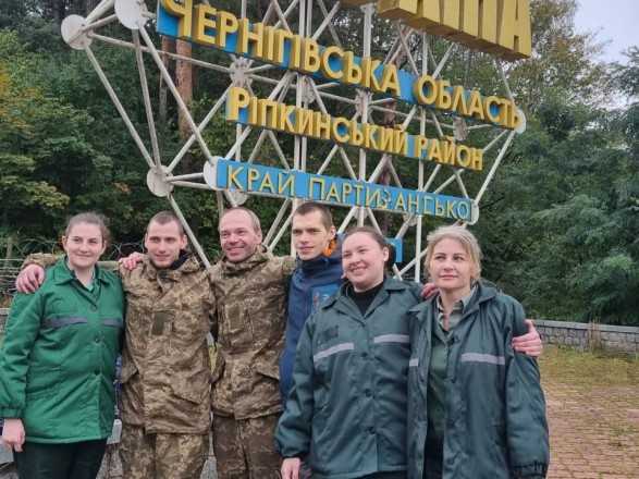 З російського полону звільнили чотирьох морпіхів та двох цивільних