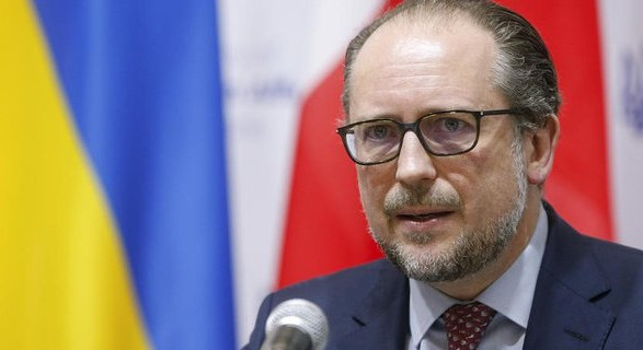 Ядерные угрозы путина являются безумием - глава МИД Австрии