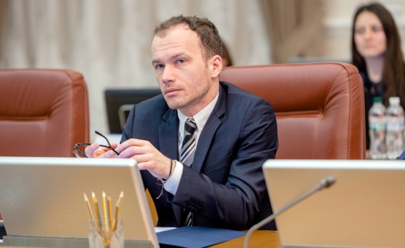Новые места для содержания военнопленных создавать не нужно - Малюська