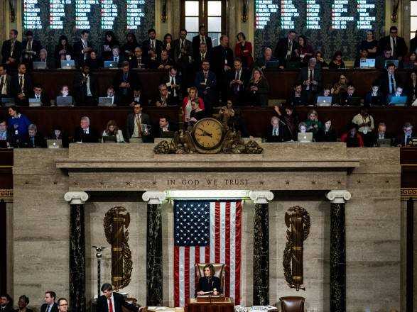Конгресс США начал рассмотрение объявления импичмента Трампу