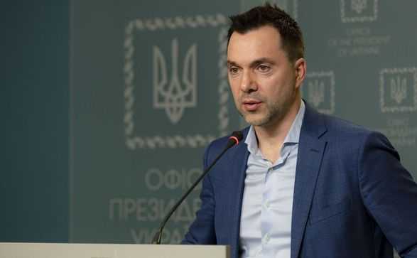 Тактичний успіх на Харківському і Херсонському напрямку може перерости в оперативний - Арестович