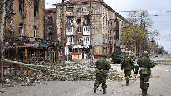 Окупанти видають військові квитки маріупольцям під прикриттям російських паспортів – мер