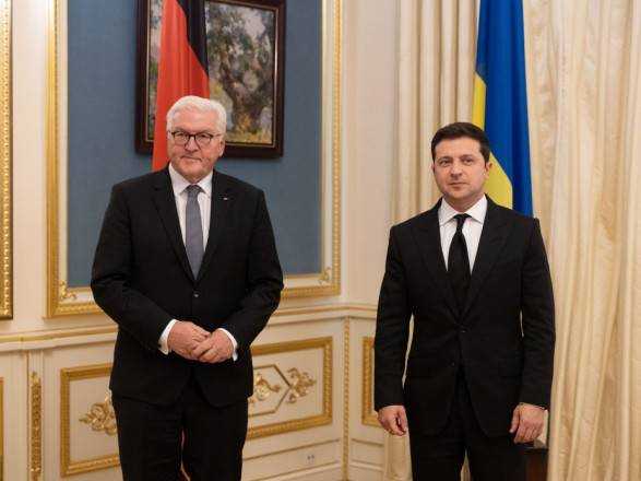 Зеленський - Штайнмаєру: запуск „Північного потоку - 2“ означає ескалацію загроз для України та Європи