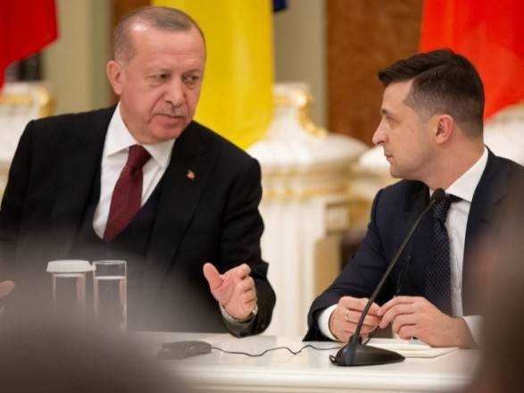 Україна і Туреччина підписали низку угод, серед них – ЗВТ та будівництво заводу Bayraktar