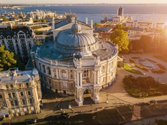 Минздрав назвал регионы-лидеры по приросту больных COVID-19 за сутки