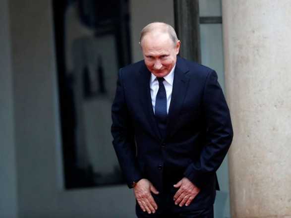 Путін зробив щеплення від коронавірусу, але якою вакциною - у Кремлі не уточнюють
