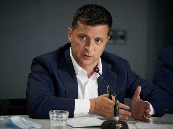 Зеленский посоветовал бизнесменам звонить и говорить, если кто-то их "кошмарит"