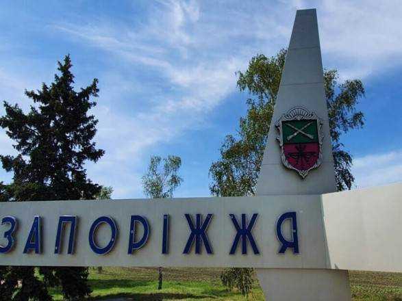 Зранку росіяни знову обстріляли Запоріжжя, в одному з сіл району постраждала людина
